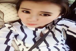 艾克斯奥特曼穿上帕拉吉之盾